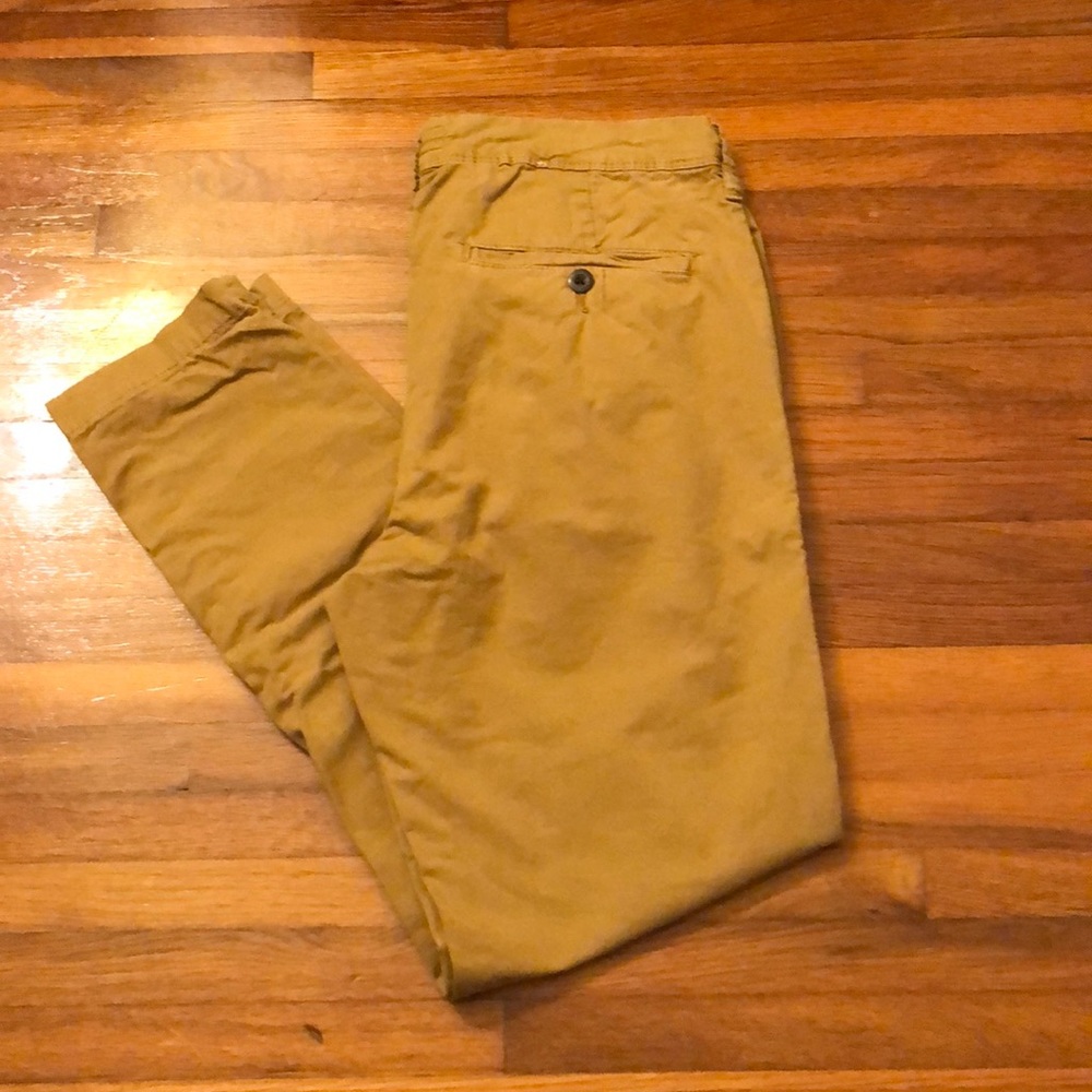 AE chino
